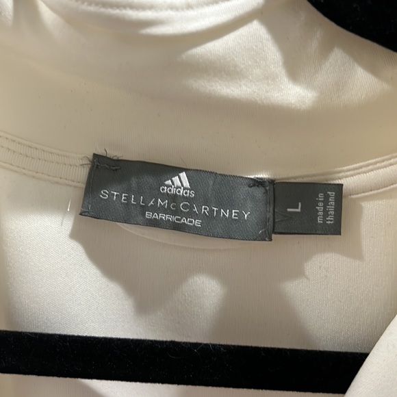 White zip-up sweatshirt by Adidas by Stella McCartney. - Picture 3 of 3